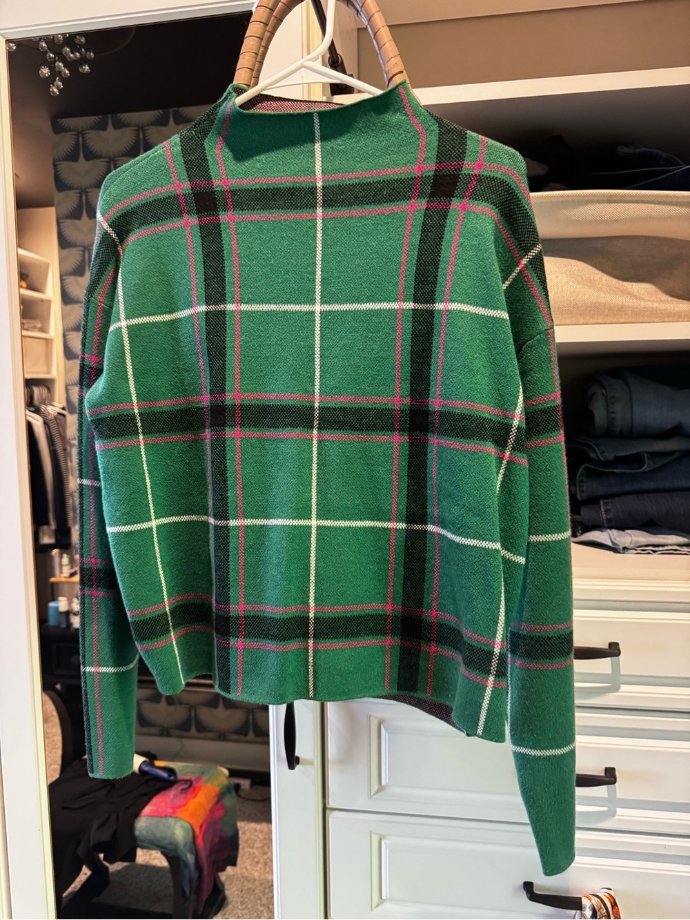 NWOT Tahari knit shirt, size medium